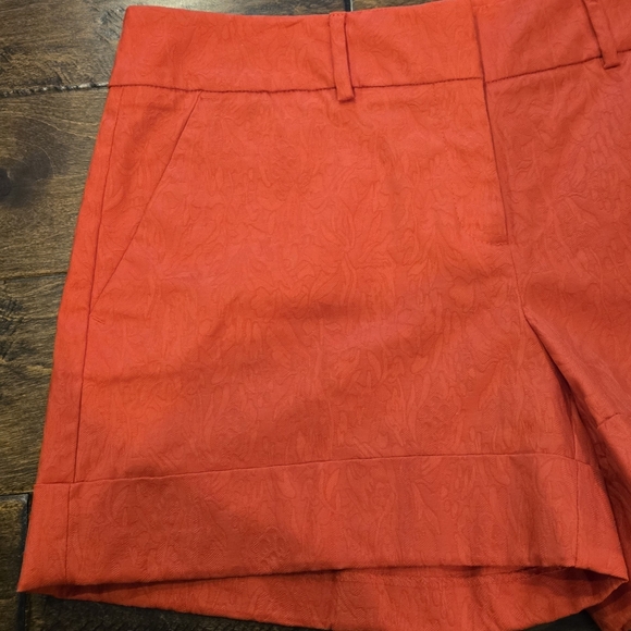 EUC 7th Avenue New York & Company Shorts Size 10 Red with hints of Orange - Picture 2 of 10